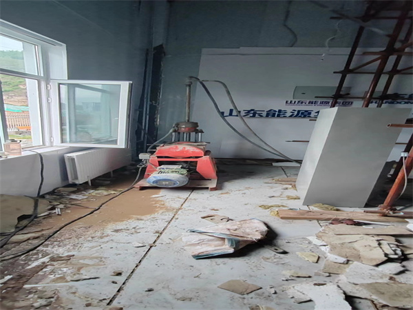 麻阳地基基础下沉墙体裂缝加固注浆顶升施工